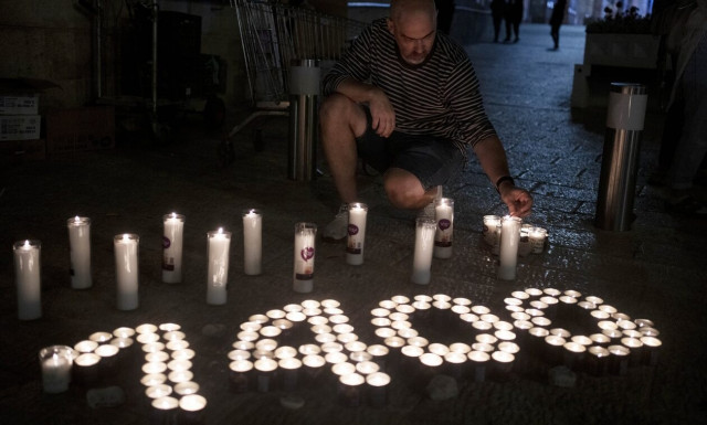 Πόλεμος Ισραήλ: 1.400 κεράκια φώτισαν το Τείχος των Δακρύων έναν μήνα μετά την 7η Οκτωβρίου