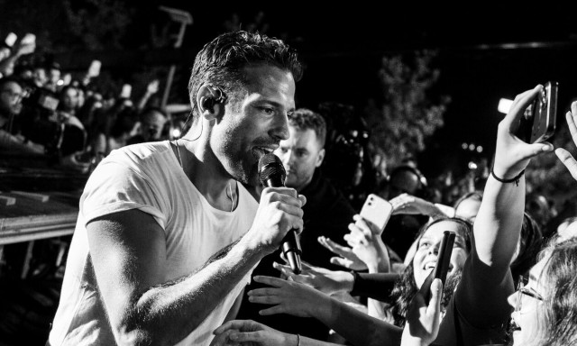 Κωνσταντίνος Αργυρός: Το Σάββατο θα προβληθεί στο MEGA η μεγάλη συναυλία του στη Θεσσαλονίκη