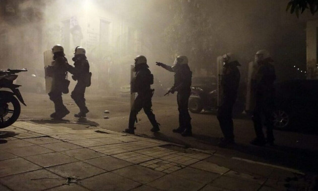 Νέο Ηράκλειο: «Πρόκειται για ξυλοδαρμό από γκλομπιές» - Τι λέει η γιατρός της 16χρονης