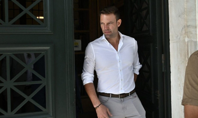 Kasselakis to train spotlight on phone tappings and everyday problems, sources say