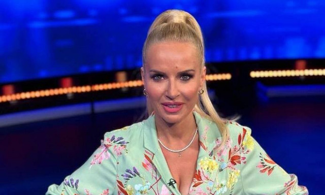 Μαρία Μπεκατώρου: Ατύχημα στο σπίτι της - Στο νοσοκομείο για τις πρώτες βοήθειες