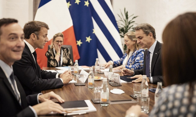 Ο Μακρόν κάλεσε τον Μητσοτάκη στη Διάσκεψη για τη Γάζα στο Παρίσι