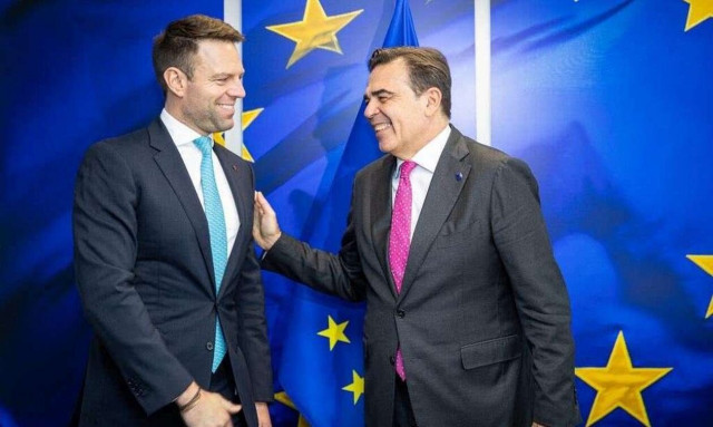 Στέφανος Κασσελάκης: Συναντήθηκε με τον Μαργαρίτη Σχοινά στις Βρυξέλλες