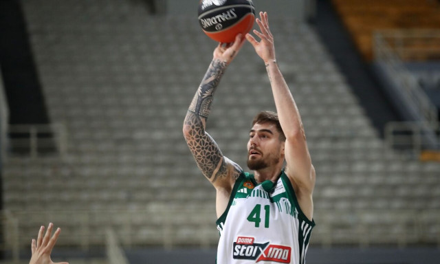 Παναθηναϊκός: Χειρουργήθηκε ο Ερνανγκόμεθ στο δάχτυλο