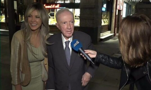 Κωνσταντίνος Πλεύρης - Τζώρτζια Σιακαβάρα: Κέρασαν... κάστανα τη δημοσιογράφο