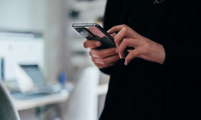 Youth Pass: Πάνω από 24.000 αιτήσεις μέσα σε λίγες ώρες λειτουργίας της πλατφόρμας