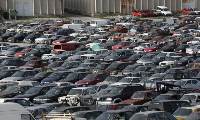 Αυτοκίνητα και φορτηγά από 200 ευρώ: Πότε ανοίγει η αποθήκη με τα 59 οχήματα - Δείτε τη λίστα