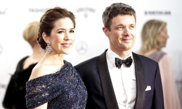 Σκάνδαλο στο παλάτι της Δανίας: Οι φωτογραφίες του πρίγκιπα διαδόχου με Μεξικανή σταρ ριάλιτι