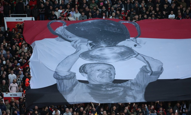 Μάντσεστερ Γιουνάιτεντ: Τη Δευτέρα (13/11) η κηδεία του σπουδαίου Σερ Μπόμπι Τσάρλτον