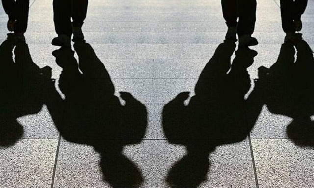 Λάρισα: 17χρονος χτύπησε «πισώπλατα» συμμαθητή του - Συνελήφθη, σήμερα απολογείται