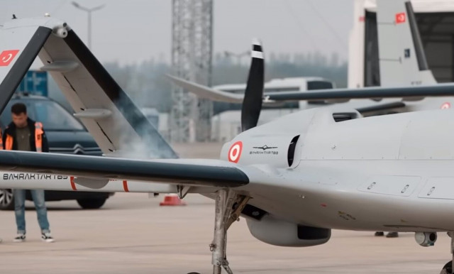 Τουρκία: Δοκιμαστικές πτήσεις των νέων μη επανδρωμένων Bayraktar - Δείτε βίντεο