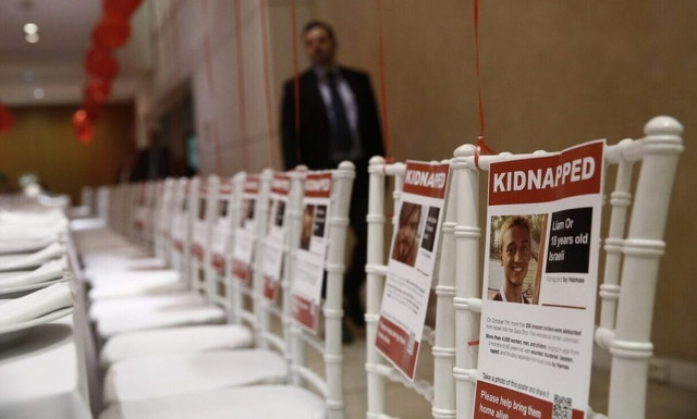 New York Times: Το Ισραήλ συζητάει συμφωνία με τη Χαμάς για να ελευθερωθούν όμηροι