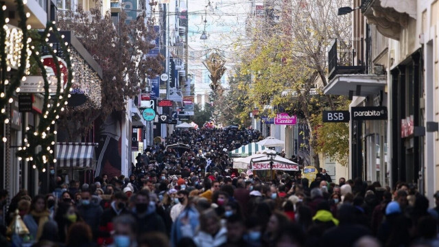 Επιταγή ακρίβειας 250€: «Κλειδώνει» για 2023, ποιοι και πότε την παίρνουν