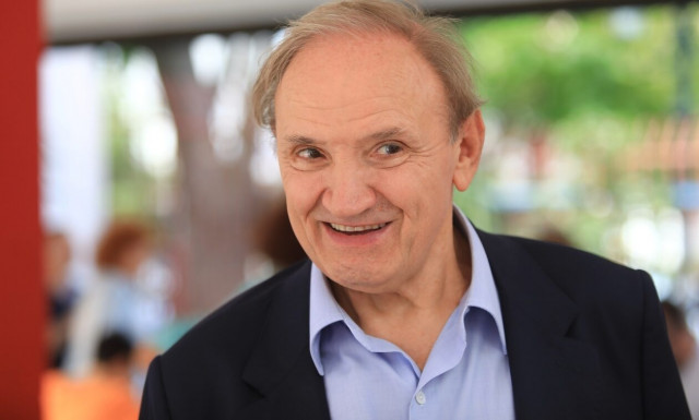 SYRIZA-PA member Tzoumakas leaves the party