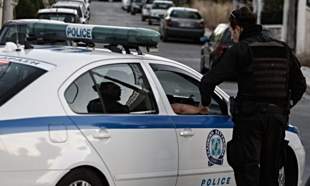 Βοιωτία: «Ήθελε να μου αρπάξει το πιστόλι» - Τι είπε ο αστυνομικός για τον θάνατο του Ρομά