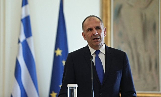 Γεραπετρίτης: «Η ανθρώπινη αξιοπρέπεια και η απώλεια ανθρώπινων ζωών δεν έχουν χρώμα και εθνικότητα»