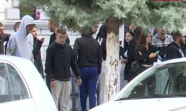 Βοιωτία: Στον εισαγγελέα οδηγήθηκε ο αστυνομικός για τον θάνατο του 17χρονου Ρομά