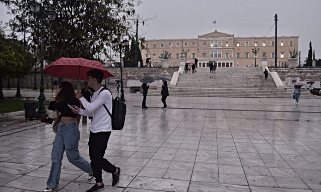 Καιρός: Έκτακτη ειδοποίηση Καλλιάνου - Πιθανή κακοκαιρία με βροχές την Παρασκευή και το Σάββατο