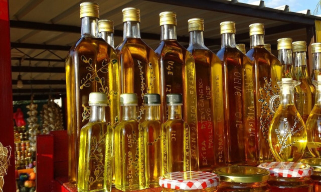 Eλαιόλαδο: Αλυσιδωτές αντιδράσεις φέρνει η αύξηση της τιμής