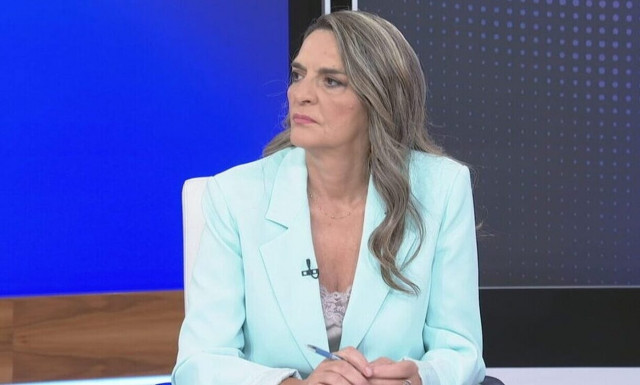 Πέρκα: Τι της είπε πρωτοετής φοιτητής της Νομικής περί παράδοσης της έδρας - Μομφή και σε Φάμελλο