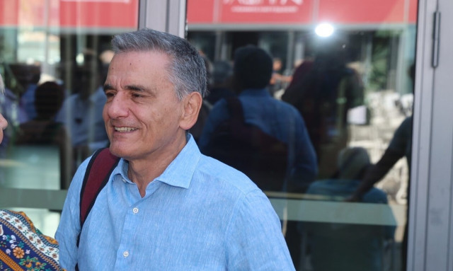 Τσακαλώτος για μαξιλάρι 37 δισ.- Καλά θα πάει το «νέο»