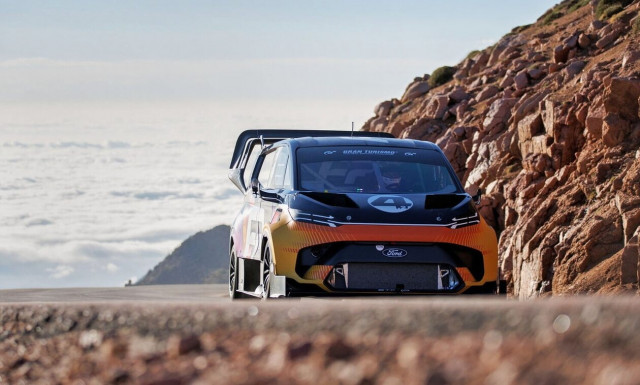 Ford: Tο SuperVan 4.2 Pikes Peak πρωταγωνιστεί σε ντοκιμαντέρ!