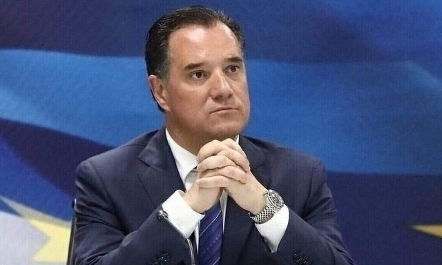 Γεωργιάδης: Δεν υφίσταται κανένα ζήτημα αναπροσαρμογής ορίων ηλικίας σήμερα και έως το 2027