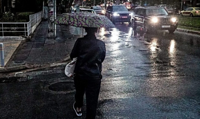 Καιρός: Ραγδαία πτώση της θερμοκρασίας τις επόμενες ώρες - «Βουτιά» 15 βαθμών από τον υδράργυρο