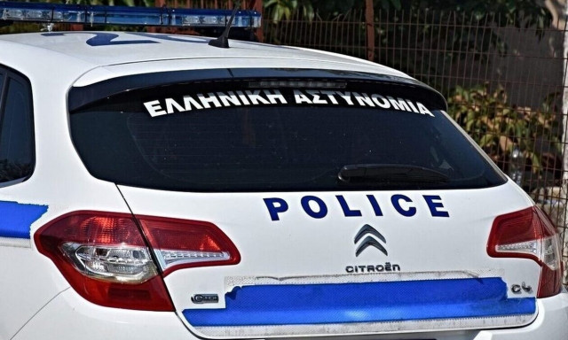 Καλλιθέα: Συνελήφθη αλλοδαπός που διακινούσε παράνομα τσιγάρα και φαρμακευτικά σκευάσματα