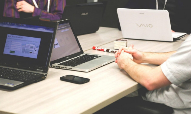 Ελάχιστο εγγυημένο εισόδημα: Αυξάνεται κατά 50% τον Δεκέμβριο