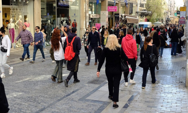 Έρχεται το επίδομα κοινωνικής αλληλεγγύης - Οι δικαιούχοι και τα ποσά