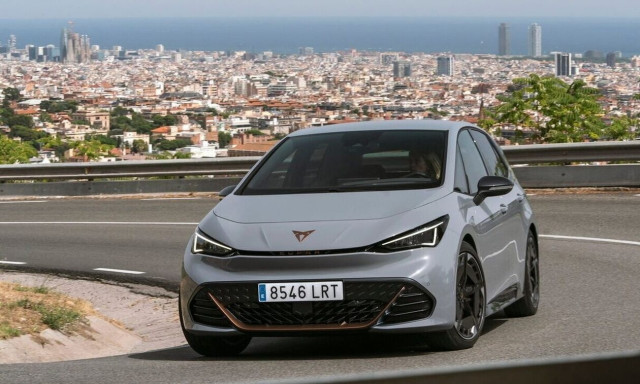 Οι λόγοι για τους οποίους αξίζει να επιλέξετε το πιο δυναμικό μοντέλο CUPRA Born