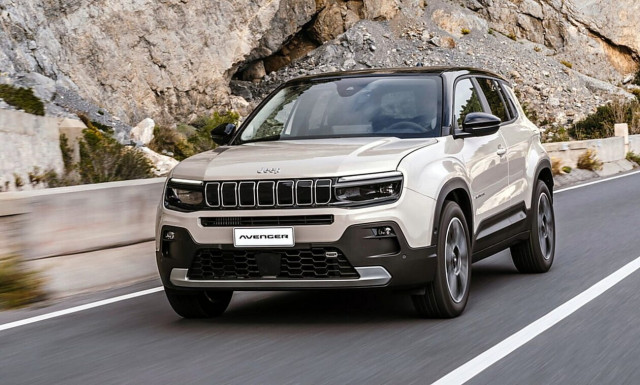 Jeep: Νέα έκδοση e-Hybrid για το Avenger
