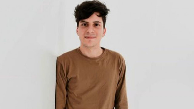 Φως στο Τούνελ: «Όταν τον βρήκα ήταν γυμνός, κρεμασμένος», λέει η μητέρα του 19χρονου