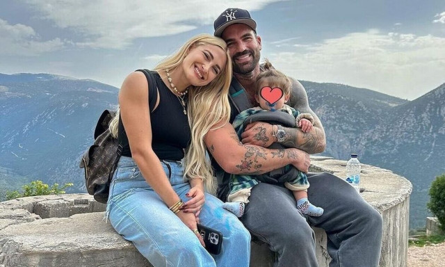 Δημήτρης Αλεξάνδρου: Κρατά ξανά στην αγκαλιά του τον γιο του