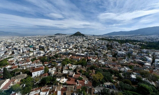 «Μάστιγα» οι ψεύτικες αγγελίες για σπίτια - Πώς κερδοσκοπούν πάνω στην αγωνία για φθηνή στέγη