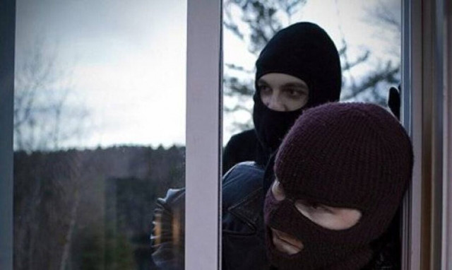 Θεσσαλονίκη: Διάρρηξη στο δημοτικό αμφιθέατρο Ωραιοκάστρου – 27χρονος άρπαξε τέσσερα ηχεία