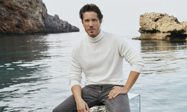 «Έκπτωτος Άγγελος»: Κυκλοφόρησε η νέα επιτυχία του Νίκου Οικονομόπουλου