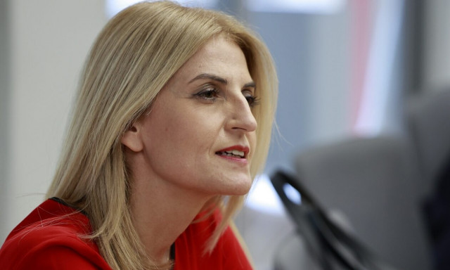 Αυγέρη για ρήξη στον ΣΥΡΙΖΑ: «Δεν είμαστε ποτάμι με δύο όχθες που θέλει γέφυρα»