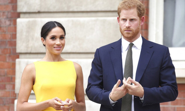 Xάρι-Μέγκαν: Η πρόσκληση για Χριστούγεννα στο Λονδίνο - «Ο Κάρολος θέλει χρόνο με τα εγγόνια του»