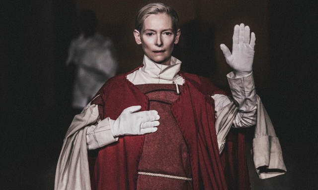 Η Τίλντα Σουίντον για πρώτη φορά στη Στέγη: Η τελετουργική περφόρμανς για τον Παζολίνι