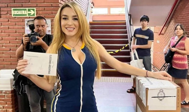 Φάτιμα Φλόρες: Διάσημη κωμικός η νέα «πρώτη κυρία» της Αργεντινής - Τα γεμάτα θέατρα και οι μιμήσεις