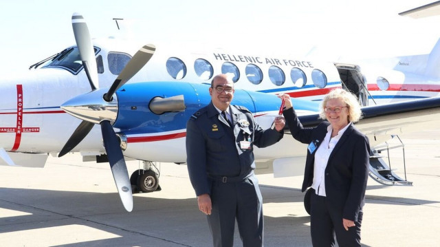 Η Πολεμική Αεροπορία υποδέχθηκε το νέο της Αεροσκάφος Beechcraft KA-360 (εικόνες)