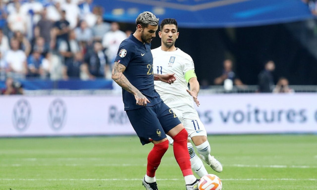 Αθλητικές μεταδόσεις: Πού θα δείτε το Ελλάδα - Γαλλία και τη «μάχη» του Περιστερίου στο BCL