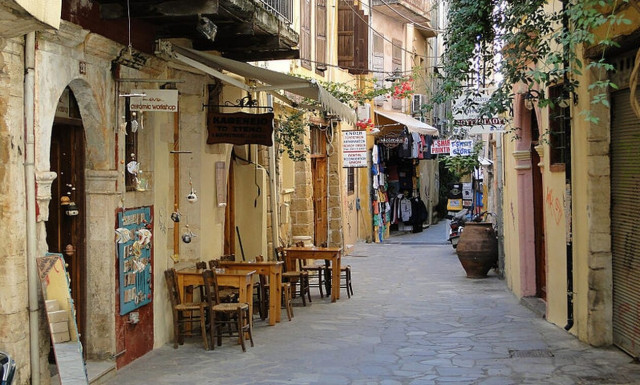 Ρέθυμνο: Τα 4 πιο ιδιαίτερα στενά που μπορείς να συναντήσεις στην Παλιά Πόλη