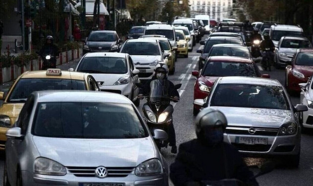 Τέλη κυκλοφορίας 2024: Πότε λήγει η ημερομηνία πληρωμής - Πόσο είναι το πρόστιμο για τους παραβάτες