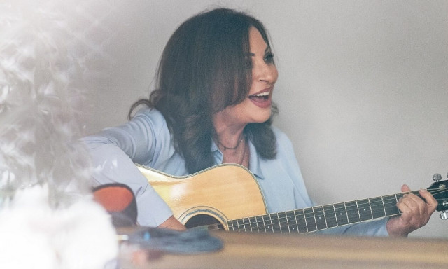 Χάρις Αλεξίου: Συνεργασία - έκπληξη με τον ΛΕΞ στο νέο της άλμπουμ