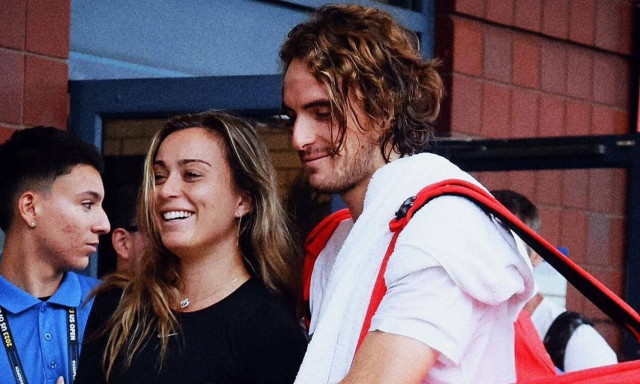 Στέφανος Τσιτσιπάς: «Λιώνει» για την Μπαντόσα - «Είμαστε φτιαγμένοι ο ένας για τον άλλο» (vid)