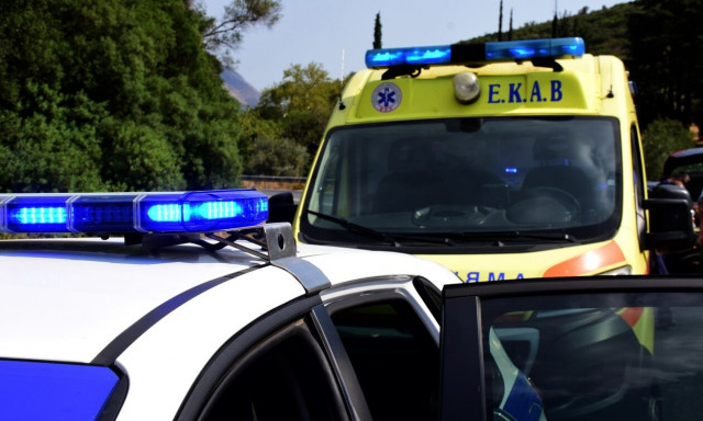 Τραγωδία στην Βάρκιζα: Νεκρές δύο γυναίκες σε τροχαίο με μετωπική σύγκρουση ΙΧ