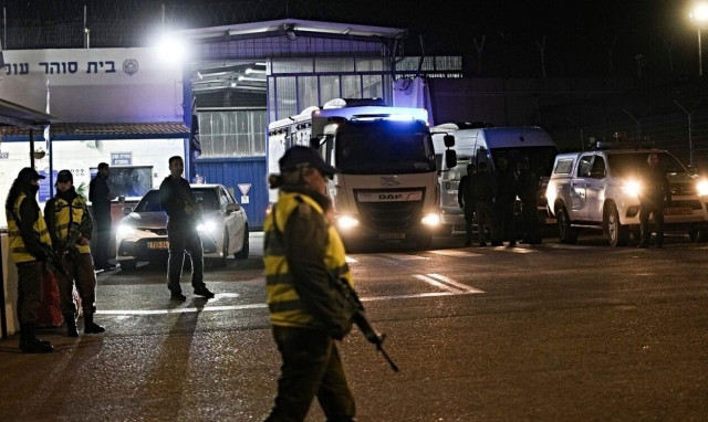 Θρίλερ με τους ομήρους - Δεν τους παραδίδει η Χαμάς λόγω καθυστέρησης της ανθρωπιστικής βοήθειας